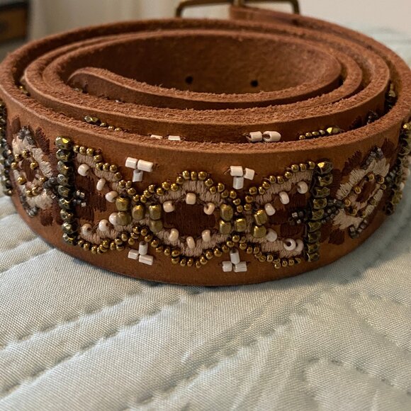 Lucky Brand New Without Tags Tan Beaded Belt M 😍 - Picture 3 of 10